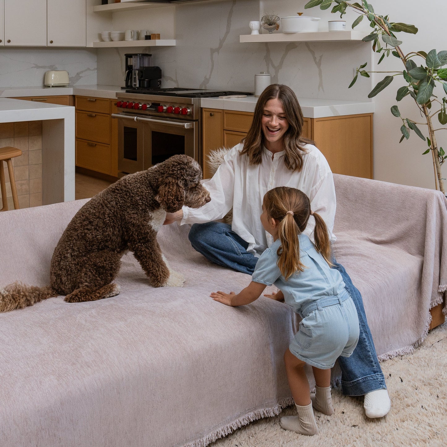 Magic Sofa Blanket - Sophie Plush