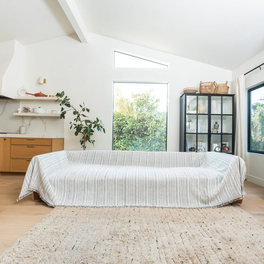 Magic Sofa Blanket - Lena Herring