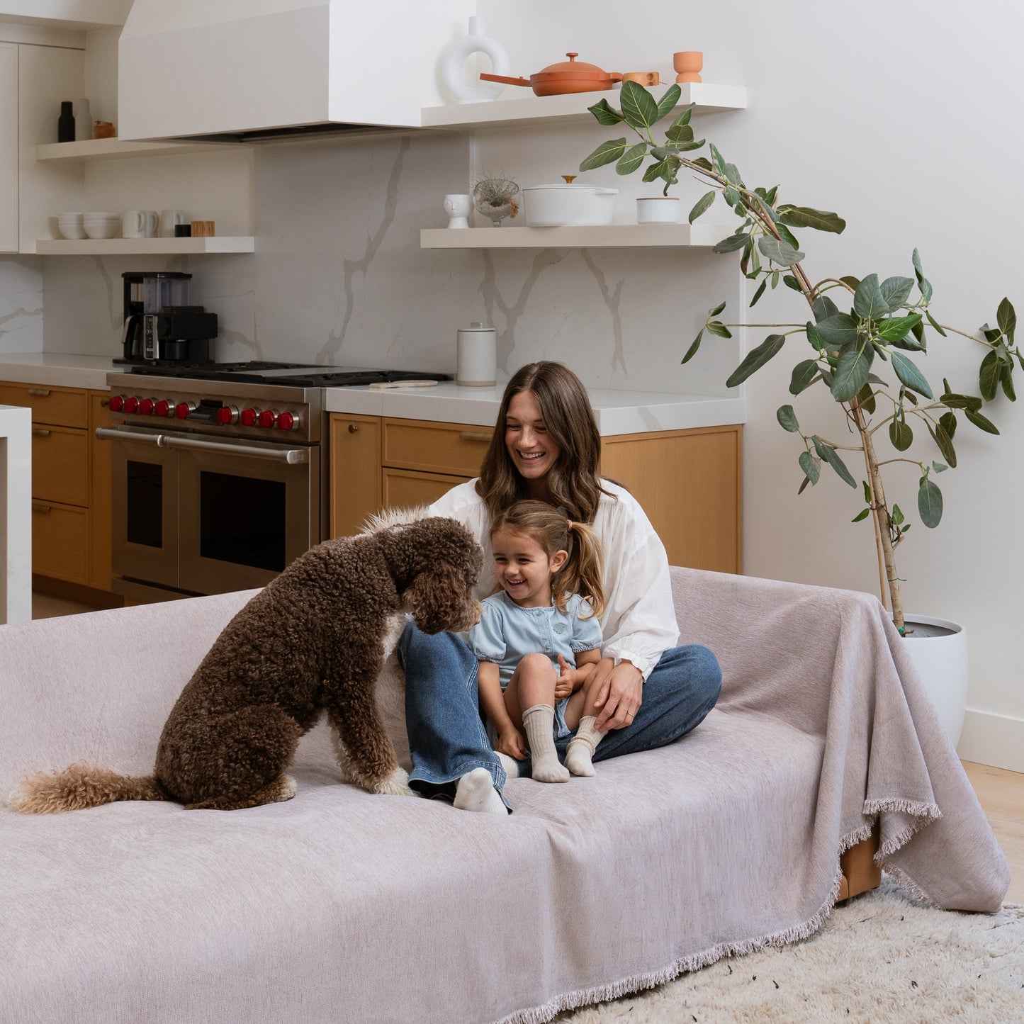 Magic Sofa Blanket - Sophie Plush